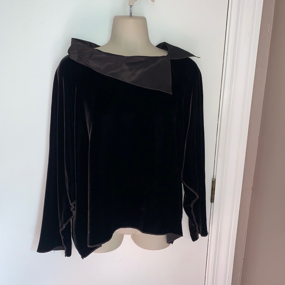 Zoran vintage brown velvet top